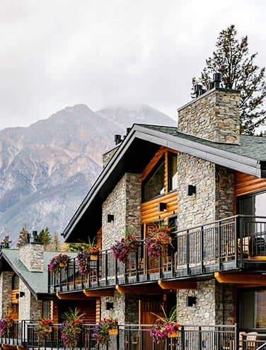 Pyramid Lake Lodge